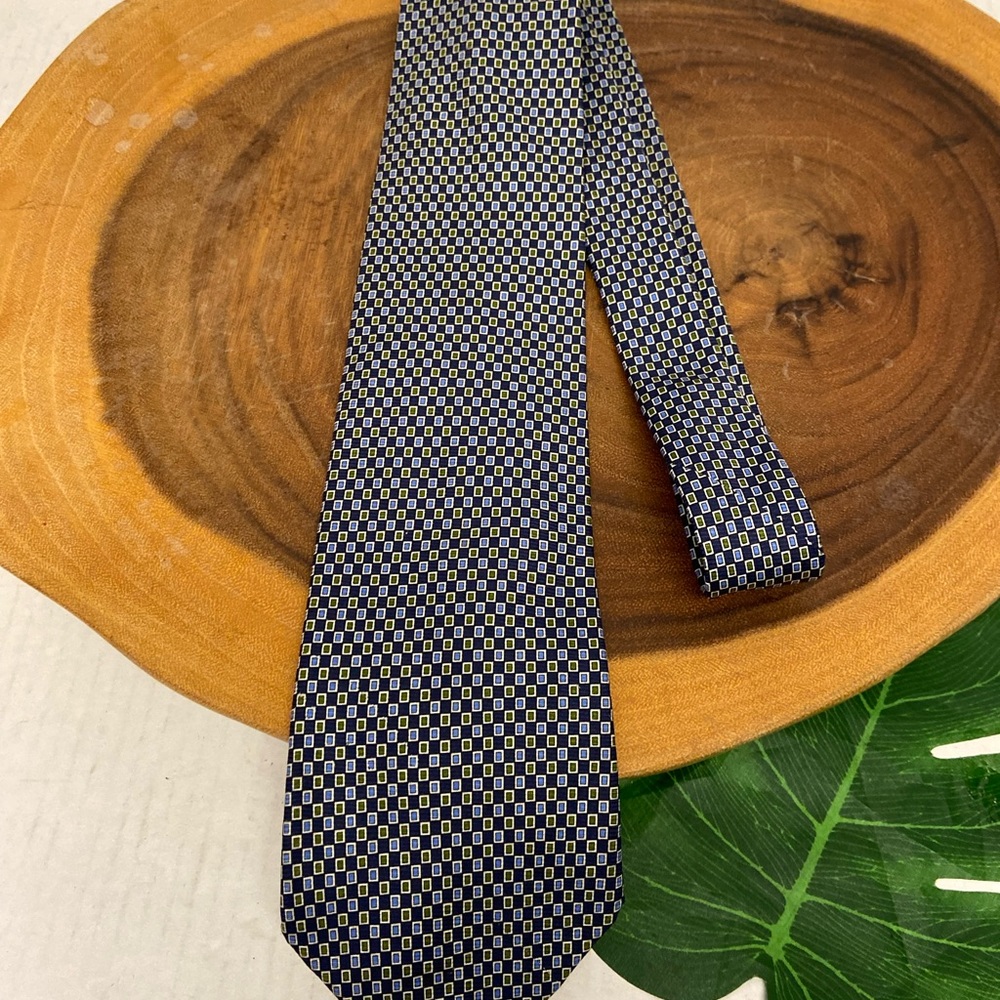 Brooks Brothers Makers Rectangle Pattern Silk Tie - image 3